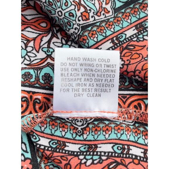 Pink Rose Sleeveless Boho Print Blouse with Keyhole Back – Size Small - Picture 9 of 10